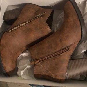 Cognac Nubuck Bootie